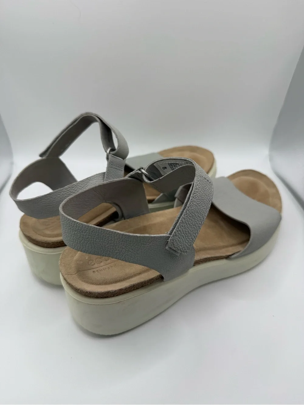 ECCO Flowt Women's Grey Leather Cork-Heeled Wedge Sandal Size 40 EU/9 US Comfort